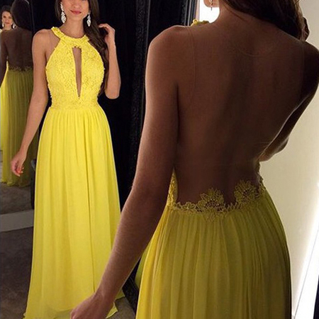 Sleeveless Scoop Neck Prom Dress